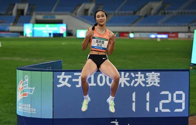 位列今年世, 第一届青少